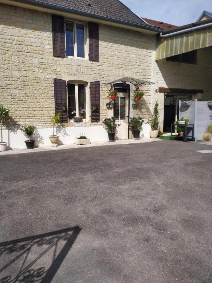 A La Maison Du Bonheur Lanty-sur-Aube Ngoại thất bức ảnh